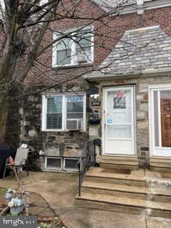 104 Ashton Road Upper Darby, PA 19082 - Photo 1 of 25