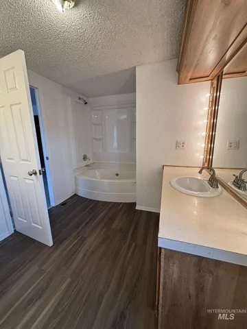 $825,000 | 912 4th Avenue North, Nampa, ID 83687