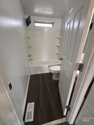 $825,000 | 912 4th Avenue North, Nampa, ID 83687