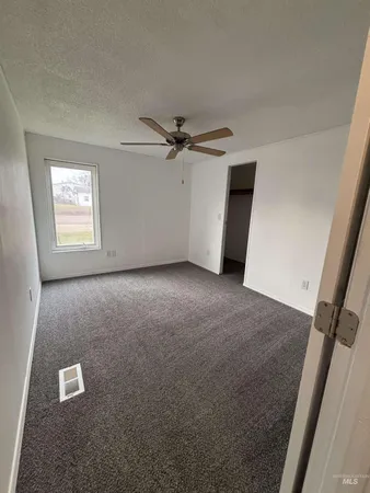 $850,000 | 912 4th Avenue North, Nampa, ID 83687