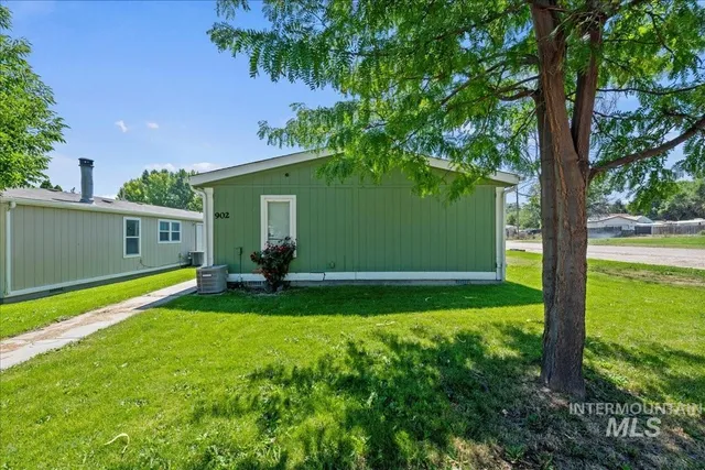 $825,000 | 912 4th Avenue North, Nampa, ID 83687