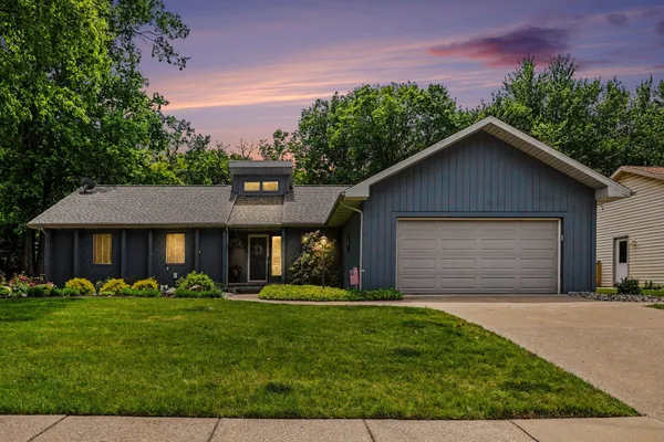 $374,500 | 5649 Woodstock Drive, Lansing, MI 48917