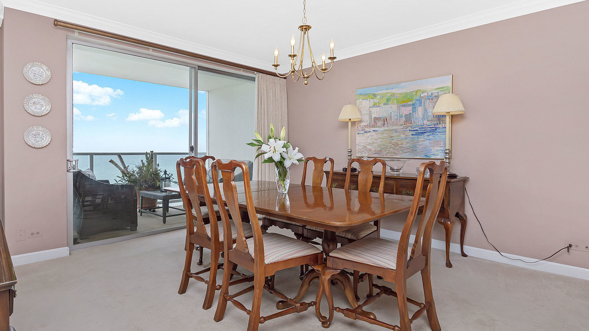 1616 Sheridan Road, Unit 7A Wilmette, IL 60091 - Photo 8 of 22 a dining room with furniture and window