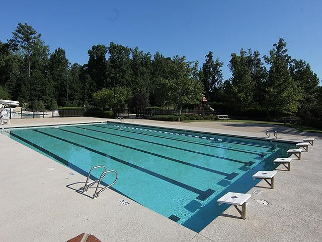 10401 Hallingdale Court Raleigh, NC 27614 - Photo 35 of 37 Community Pool