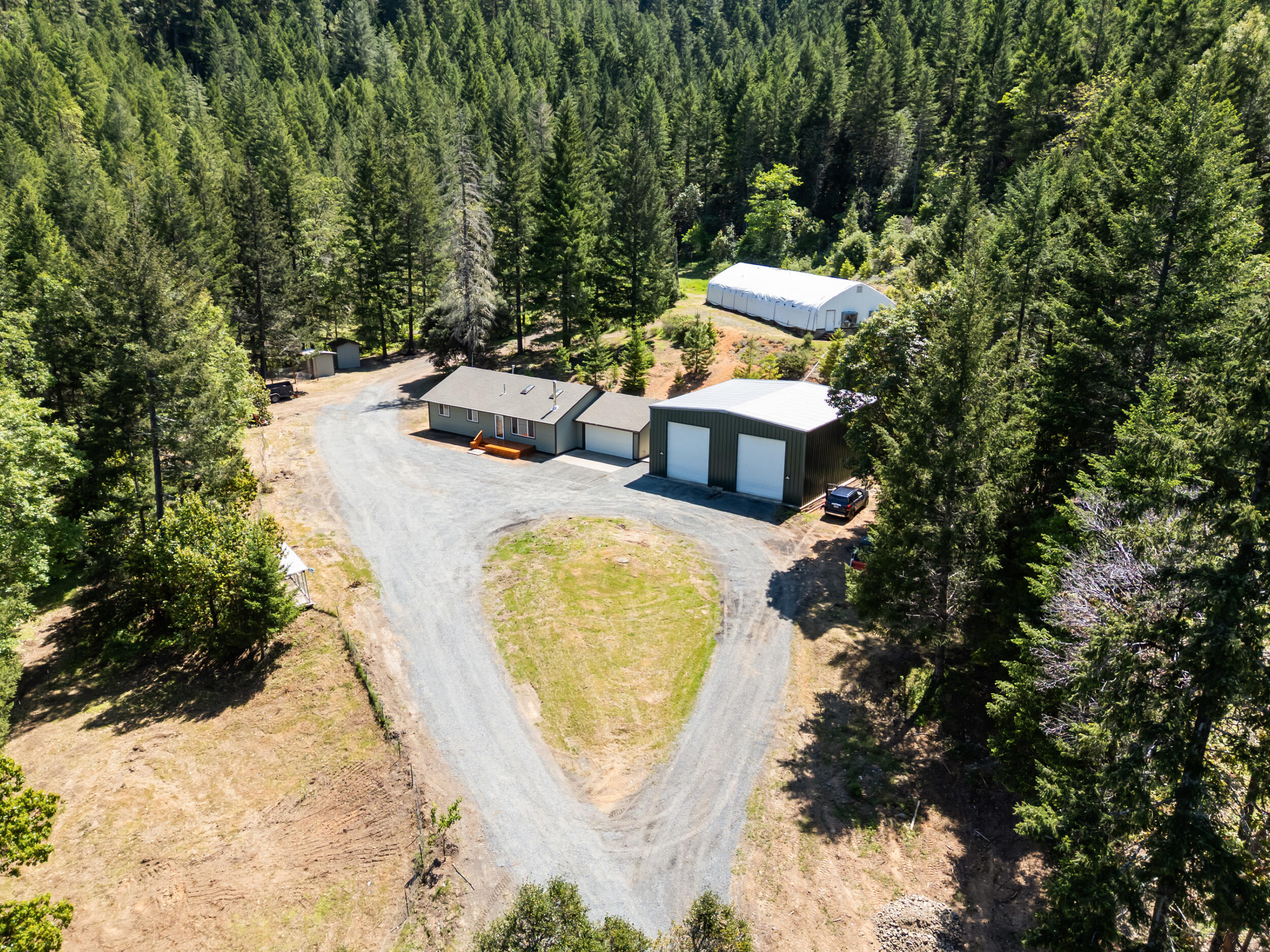 2573 Reeves Creek Road Selma, OR 97538 - Photo 2 of 41 2