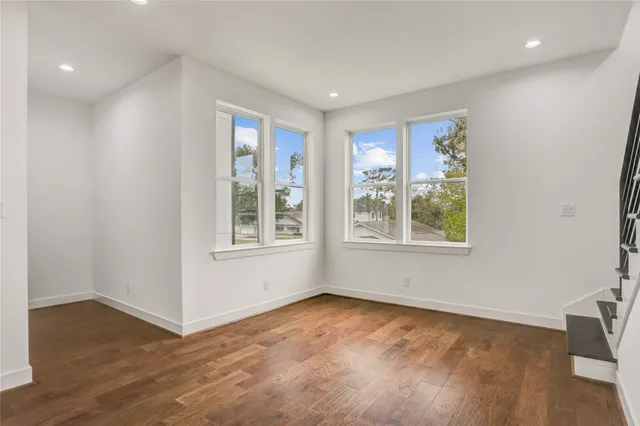 $6,900 | 6814 Hartland Street, Houston, TX 77055