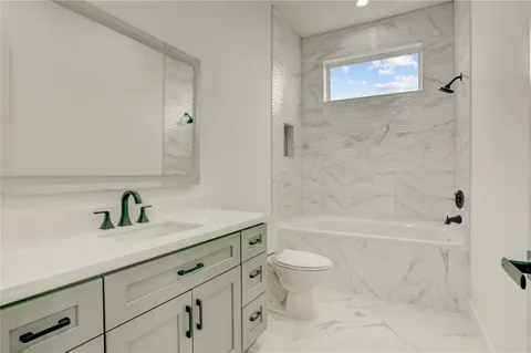 $6,900 | 6814 Hartland Street, Houston, TX 77055