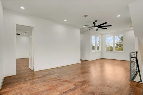 $6,900 | 6814 Hartland Street, Houston, TX 77055