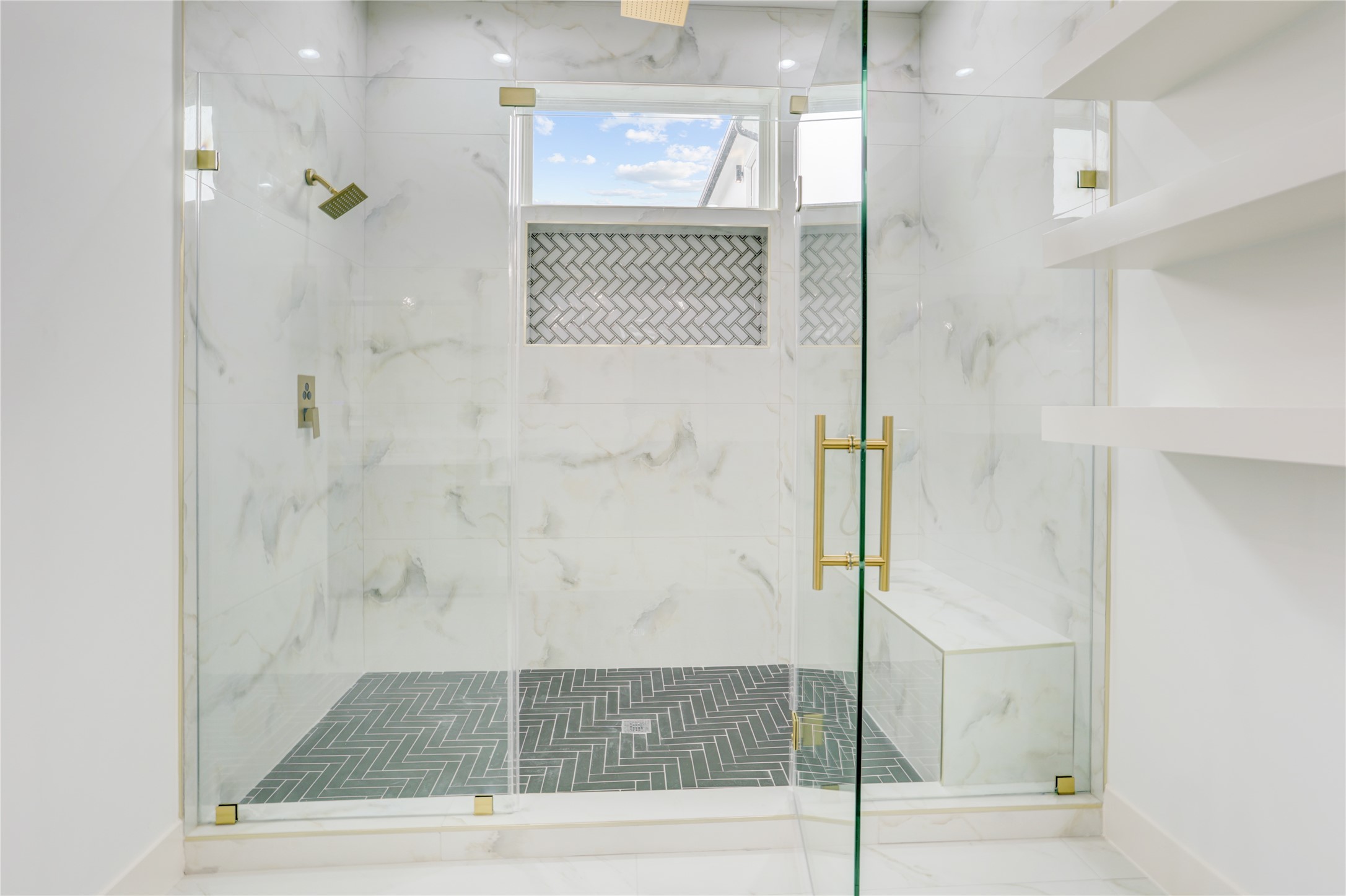 6814 Hartland Street Houston, TX 77055 - Photo 41 of 50 Primary bath