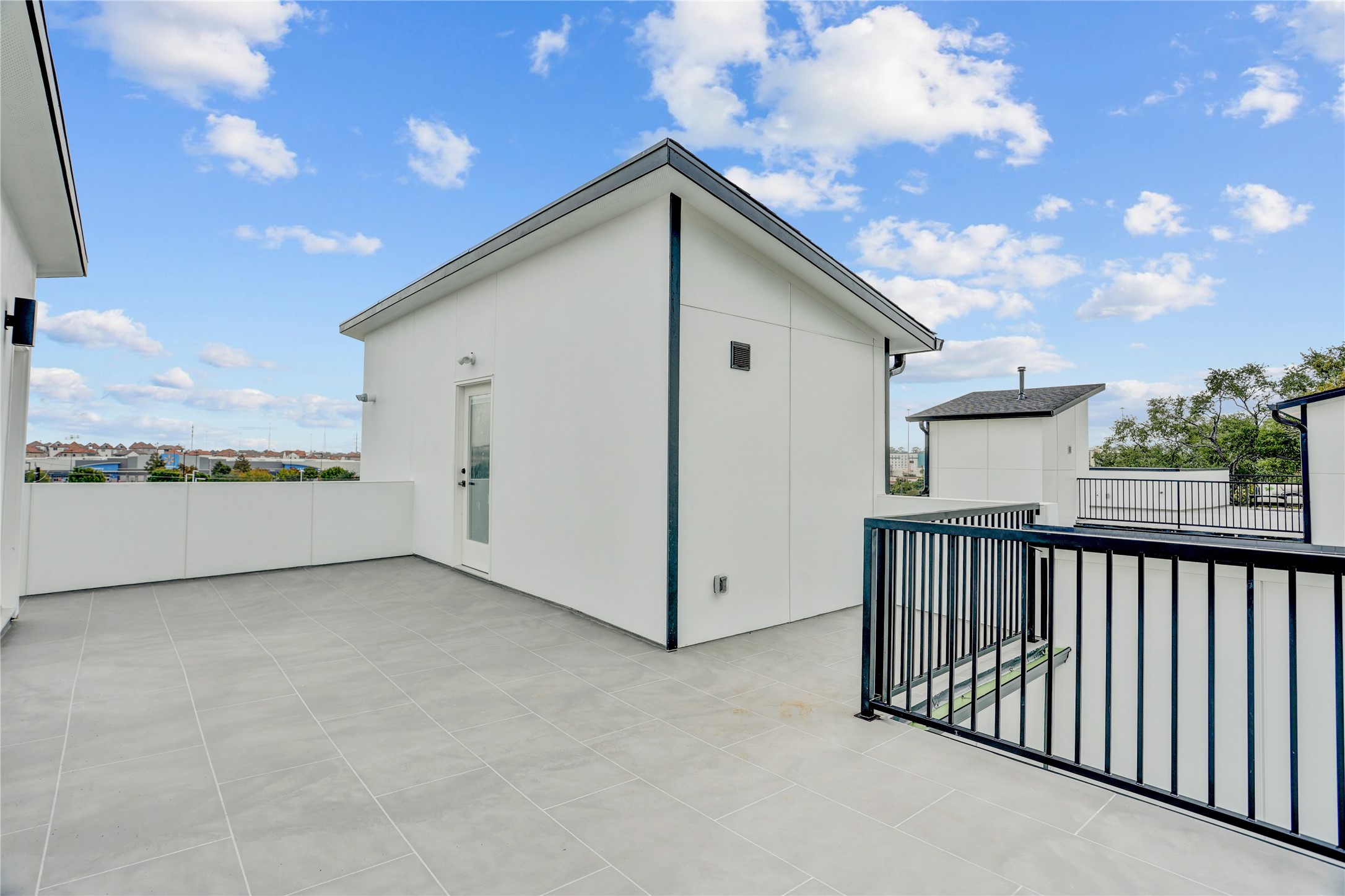 6814 Hartland Street Houston, TX 77055 - Photo 44 of 50 Rooftop Terrace
