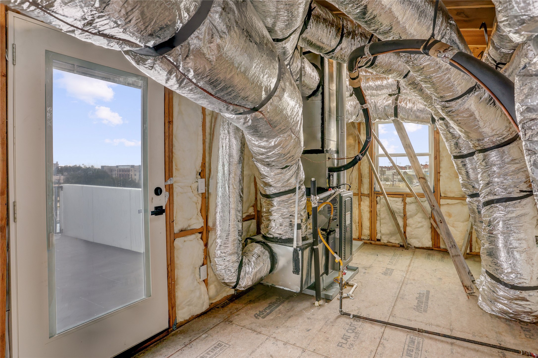 6814 Hartland Street Houston, TX 77055 - Photo 45 of 50 A/C equipment shed - and storage