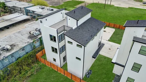 $6,900 | 6814 Hartland Street, Houston, TX 77055