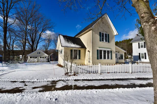 $269,000 | 209 Lake Avenue, Lake Luzerne, NY 12846