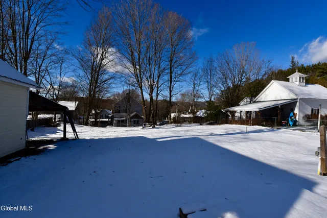 $269,000 | 209 Lake Avenue, Lake Luzerne, NY 12846