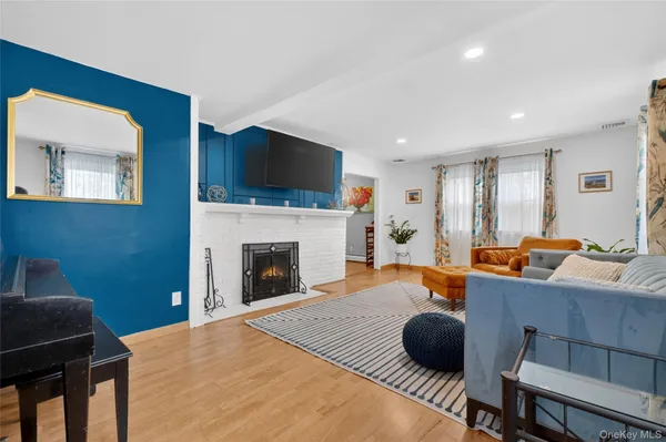$4,200 | 22 Blossom Hill Drive, Marlboro, NY 12542