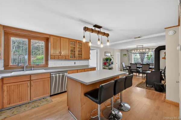$4,200 | 22 Blossom Hill Drive, Marlboro, NY 12542