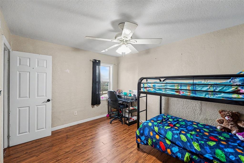 1464 Druid Road Clearwater, FL 33756 - Photo 18 of 26