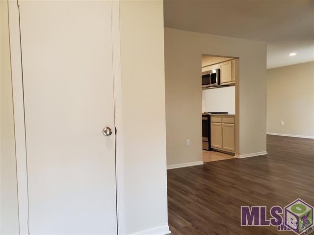 5213 Blair Lane Baton Rouge, LA 70809 - Photo 3 of 12