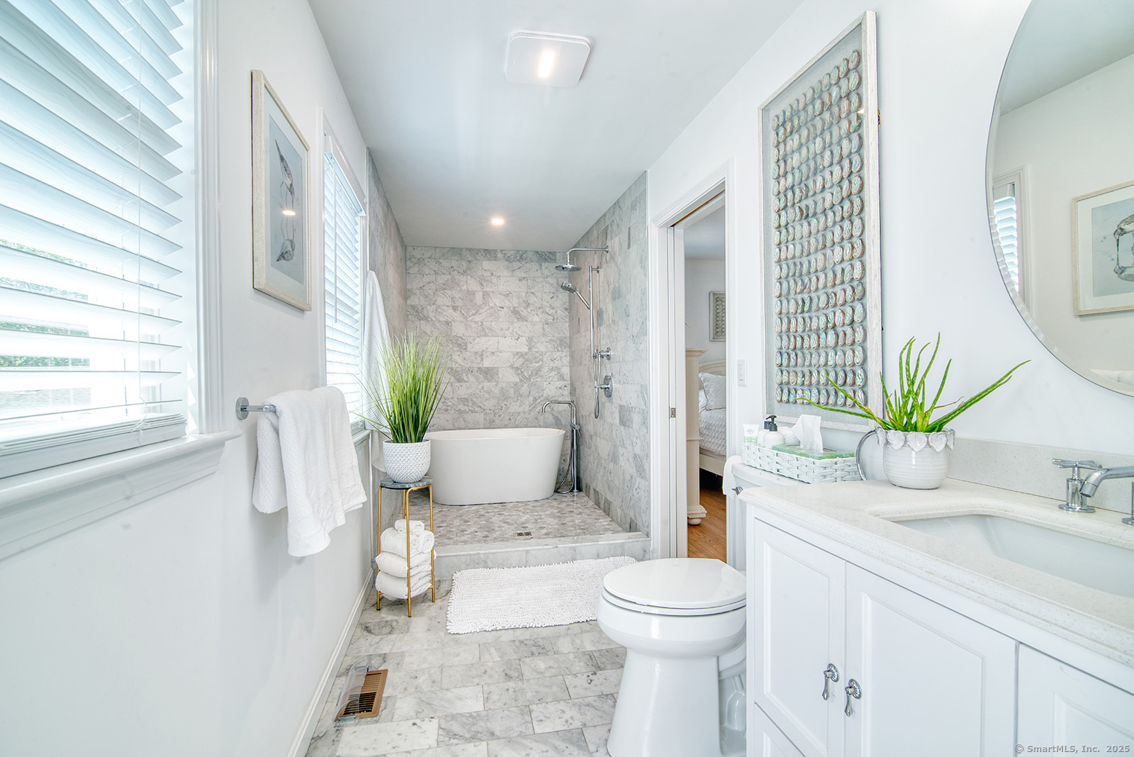 21 Overlook Avenue Groton, CT 06355 - Photo 10 of 30