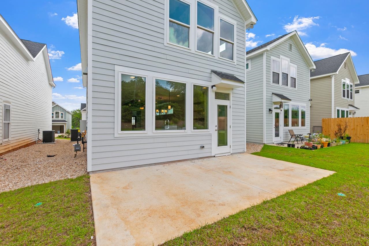 450 Grand Oaks Road Tallahassee, FL 32317 - Photo 3 of 32