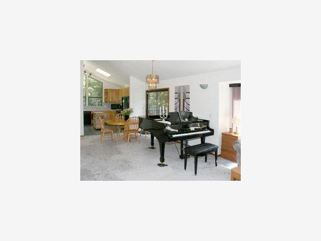225 Baker Road Aptos, CA 95003 - Photo 3 of 9 Gallery Image 3