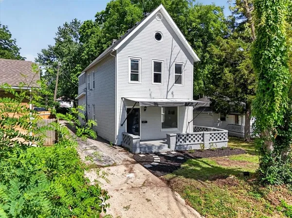 $234,500 | 1821 South Sterling Avenue, Independence, MO 64052