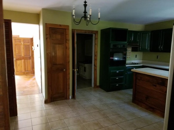 57 Allen Road Sturbridge, MA 01566 - Photo 5 of 29