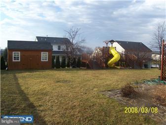 402 Martins Road Sinking Spring, PA 19608 - Photo 11 of 12 Exterior Back
