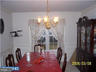 402 Martins Road Sinking Spring, PA 19608 - Photo 5 of 12 Dining Room