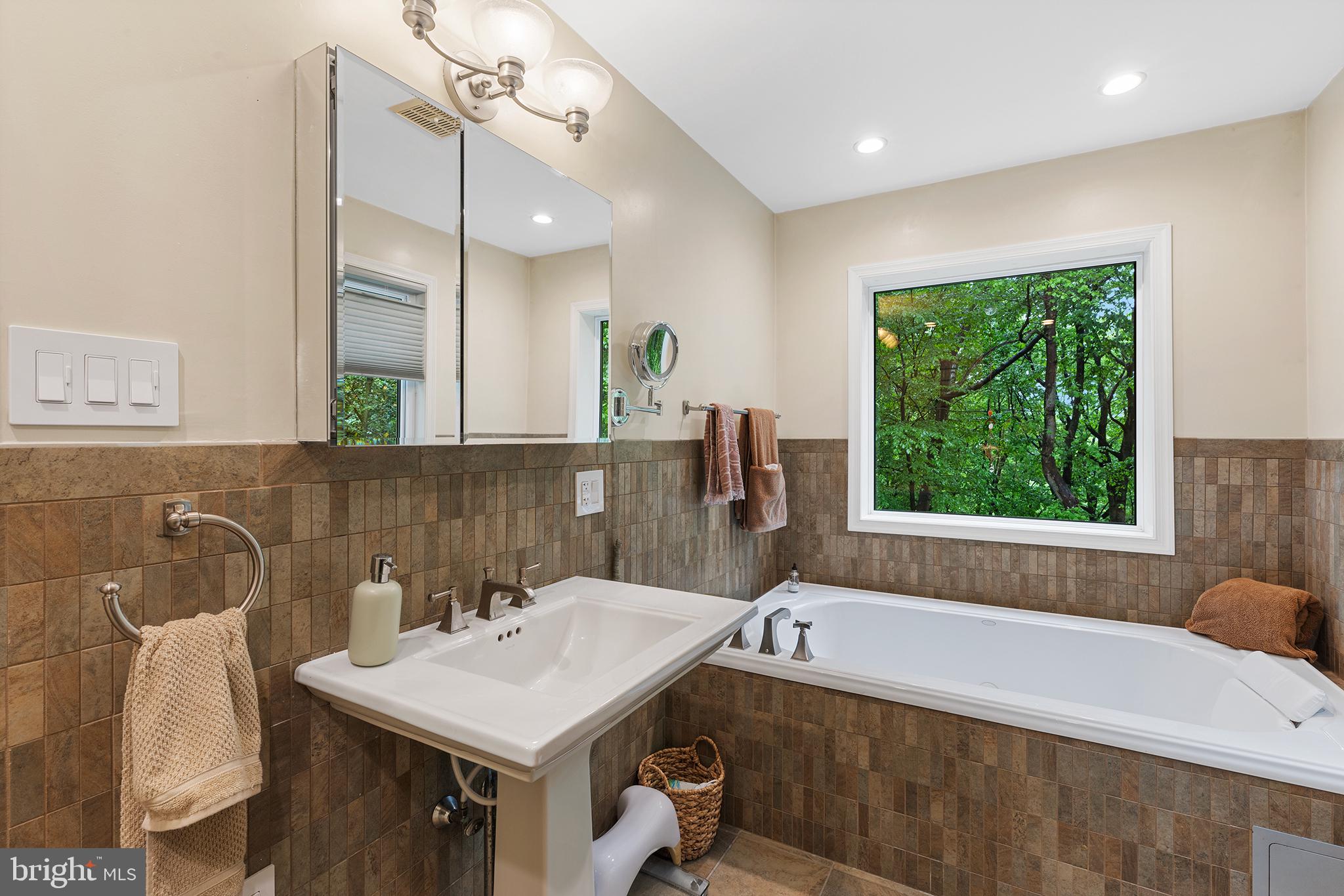 290 Danell Road Wayne, PA 19087 - Photo 29 of 42