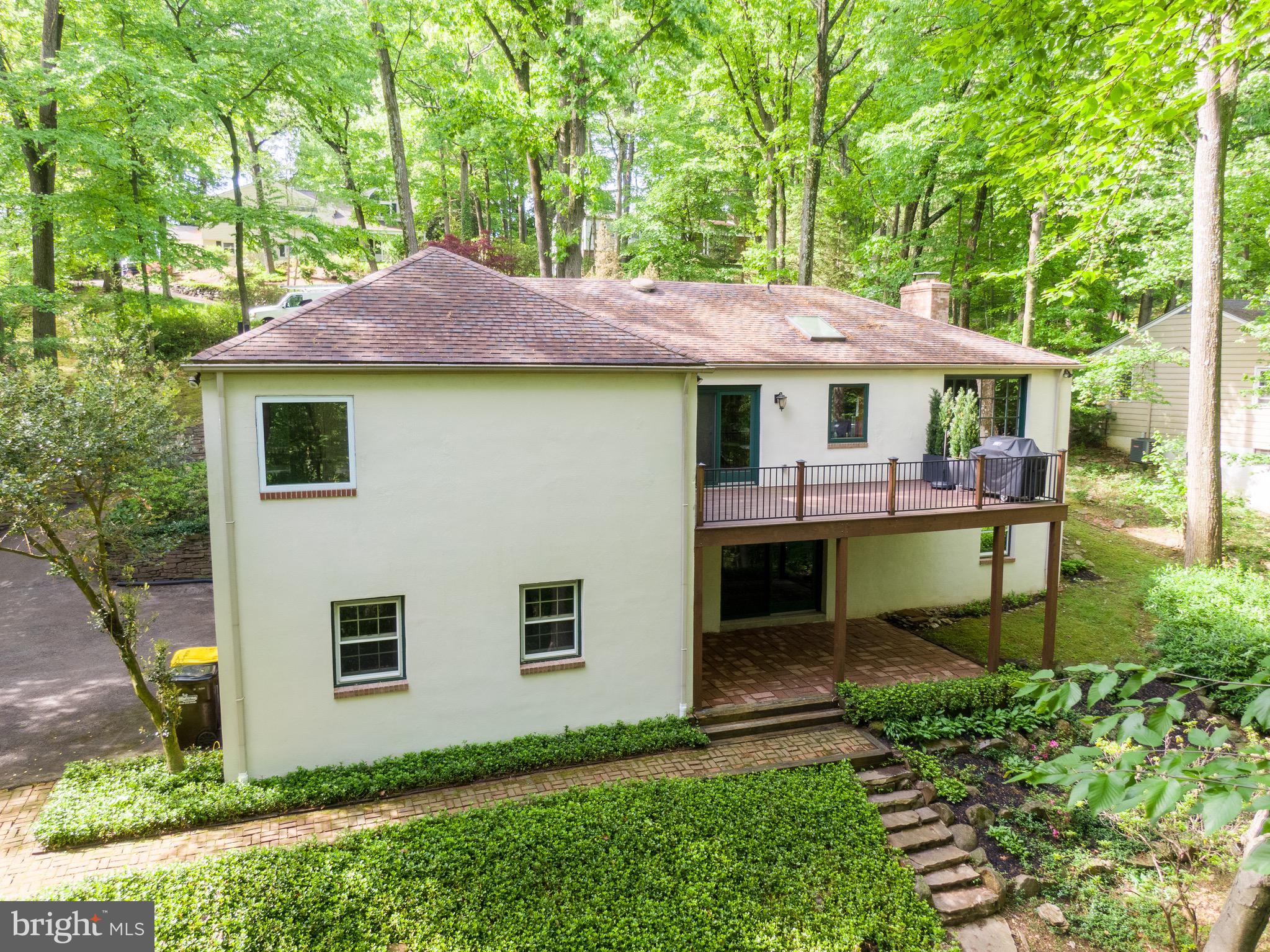 290 Danell Road Wayne, PA 19087 - Photo 39 of 42 exterior solid stucco with block
