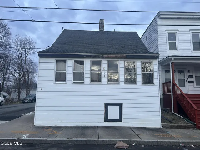 $100,000 | 9 O Connell Street, Albany, NY 12209