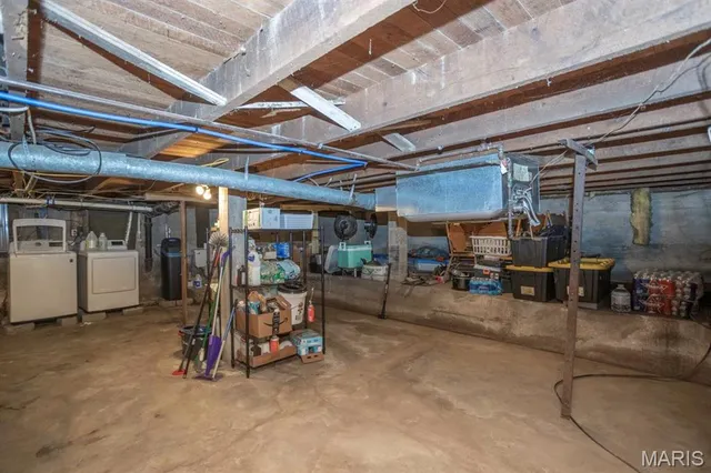 $90,000 | 101 Warren Street, Richland, MO 65556