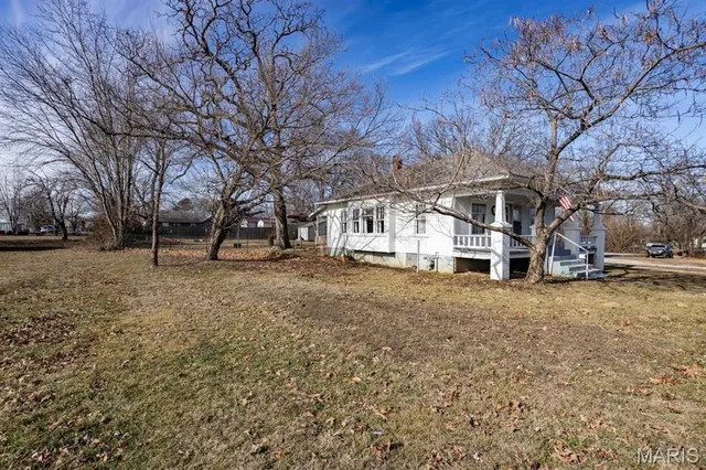 $90,000 | 101 Warren Street, Richland, MO 65556