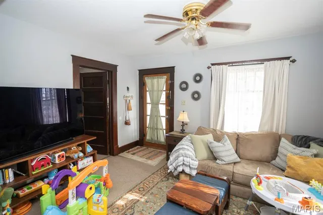 $90,000 | 101 Warren Street, Richland, MO 65556