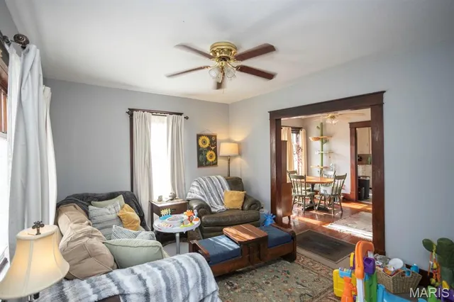 $90,000 | 101 Warren Street, Richland, MO 65556