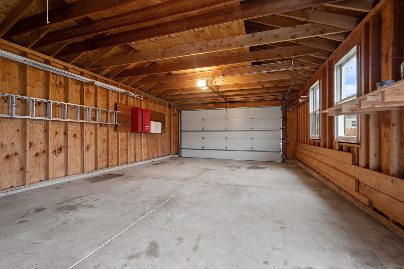 4701 Thatcher Avenue Norridge, IL 60706 - Photo 20 of 23 a view of an empty room with an empty space