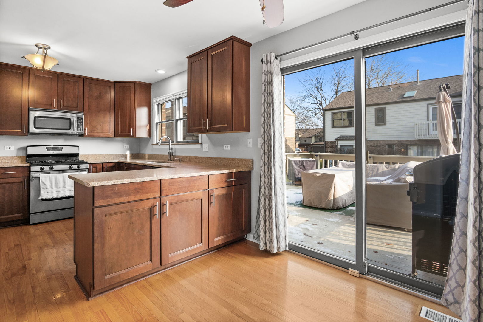 7S367 Augusta Lane Naperville, IL 60540 - Photo 12 of 42