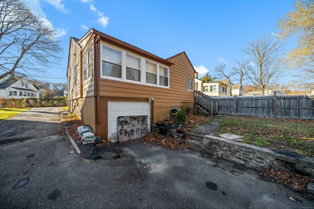 $207,000 | 204 Bouley Avenue, Waterbury, CT 06705