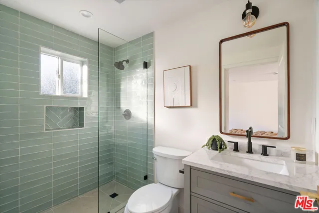 $1,495,000 | 4617 10th Avenue, Los Angeles, CA 90043