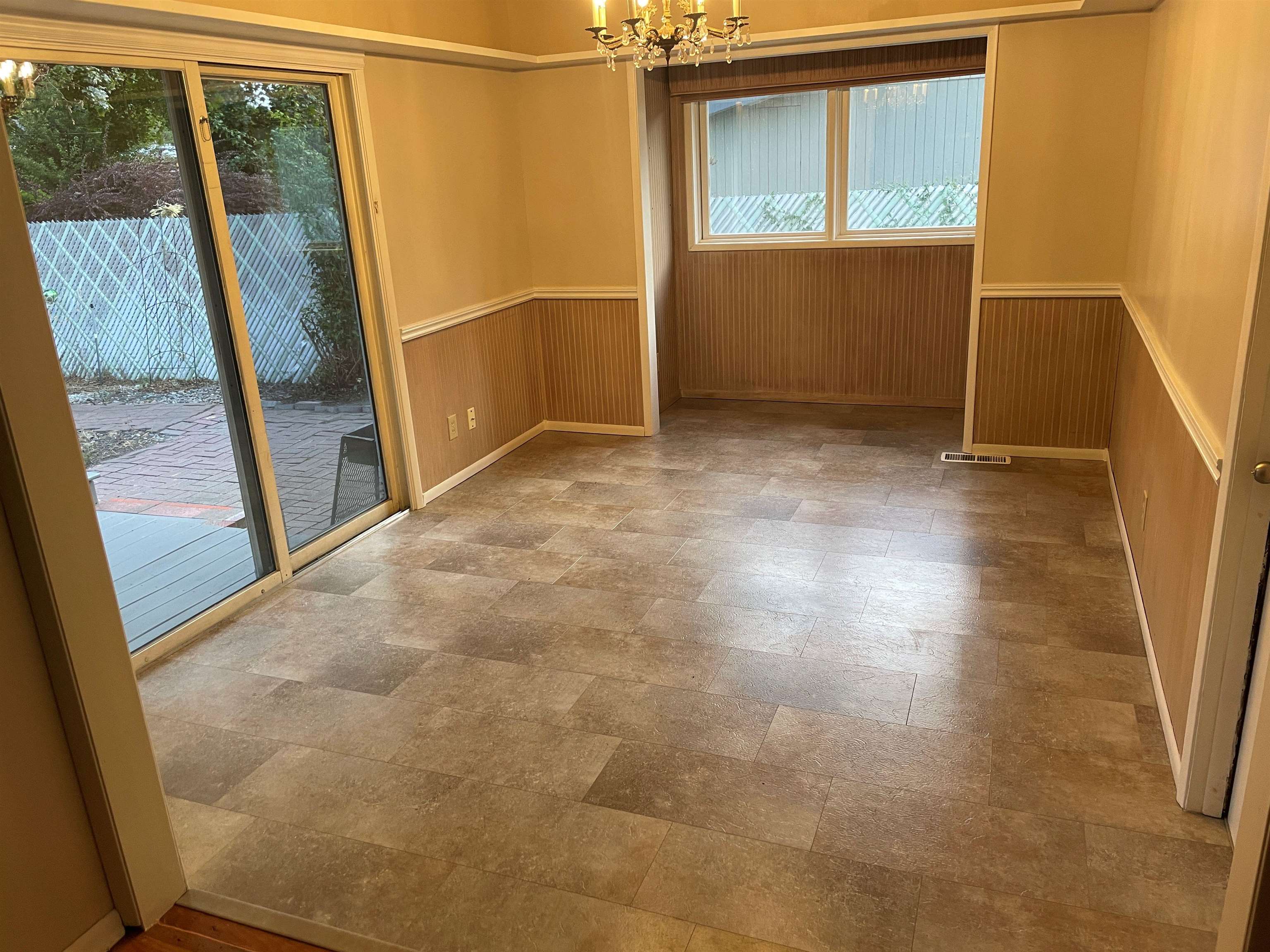 8017 North Hughes Drive Spokane, WA 99208 - Photo 11 of 36