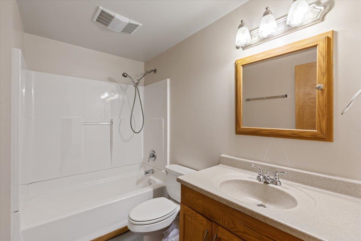 8017 North Hughes Drive Spokane, WA 99208 - Photo 27 of 36