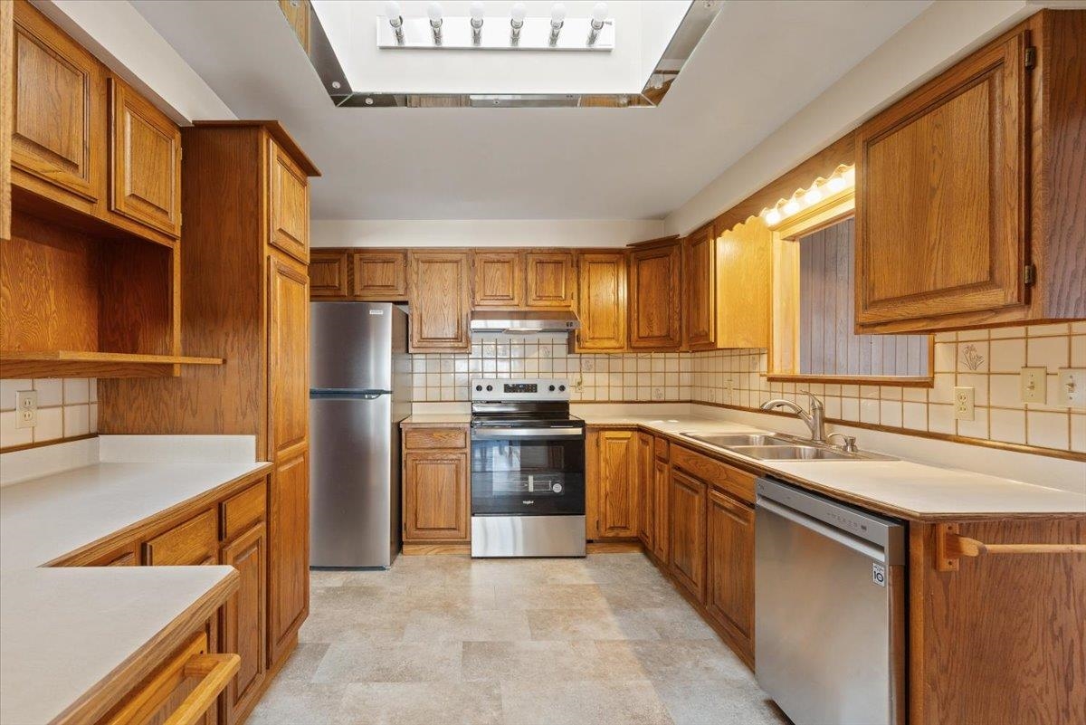 8017 North Hughes Drive Spokane, WA 99208 - Photo 9 of 36