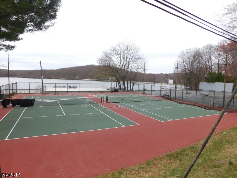 12 Ledgewood Terrace Kinnelon, NJ 07405 - Photo 25 of 31