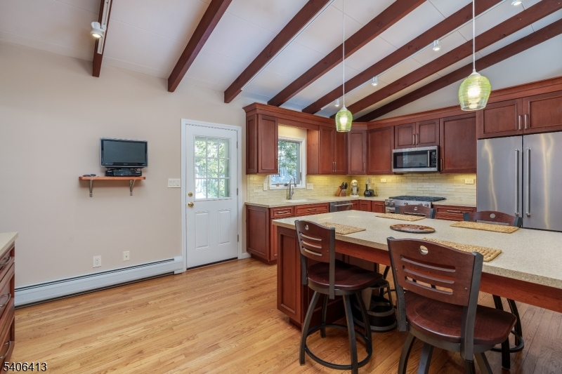 12 Ledgewood Terrace Kinnelon, NJ 07405 - Photo 7 of 31