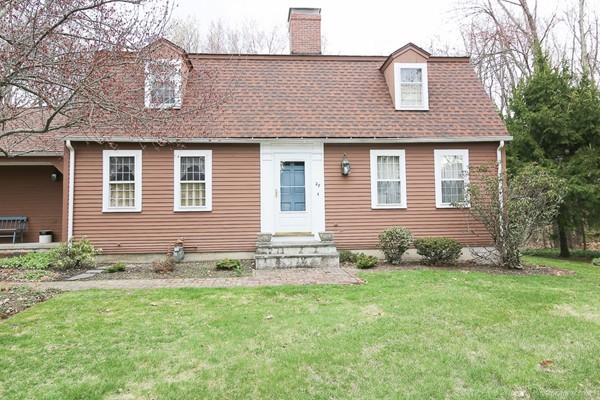 28 Karlton Circle Andover, MA 01810 - Photo 2 of 30