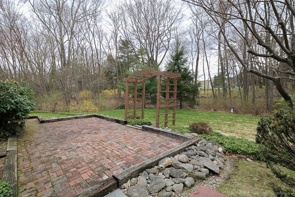 28 Karlton Circle Andover, MA 01810 - Photo 26 of 30