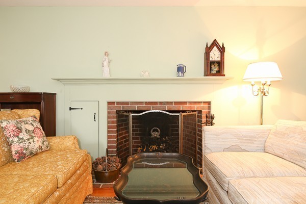 28 Karlton Circle Andover, MA 01810 - Photo 6 of 30