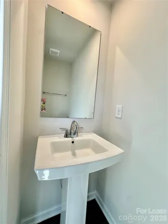 $2,000 | 8038 Sinnet Place, Charlotte, NC 28269