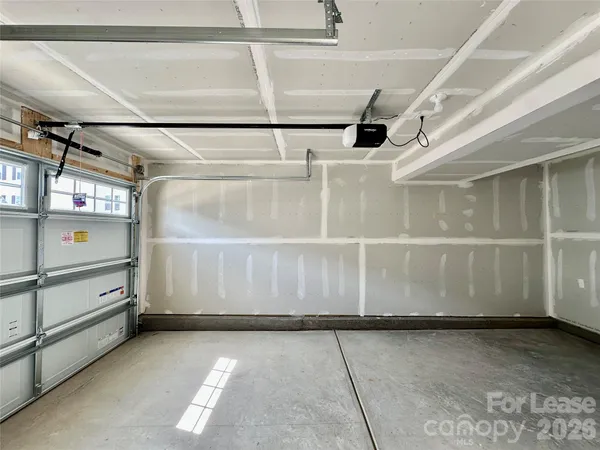 $2,000 | 8038 Sinnet Place, Charlotte, NC 28269